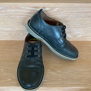 Florsheim black leather dress boys shoes